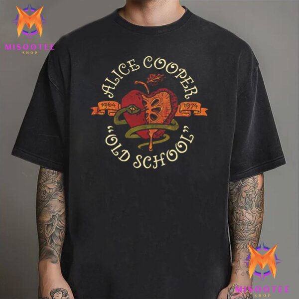 Alice Cooper Old School Snake And Poisonous Apple Graphic Unisex T-Shirt